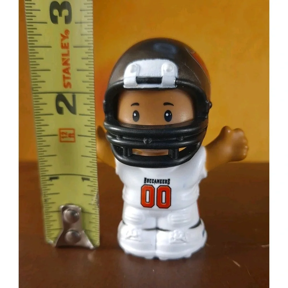Fisher Price Little People NFL Tampa Bay Buccaneers Player White Uniform